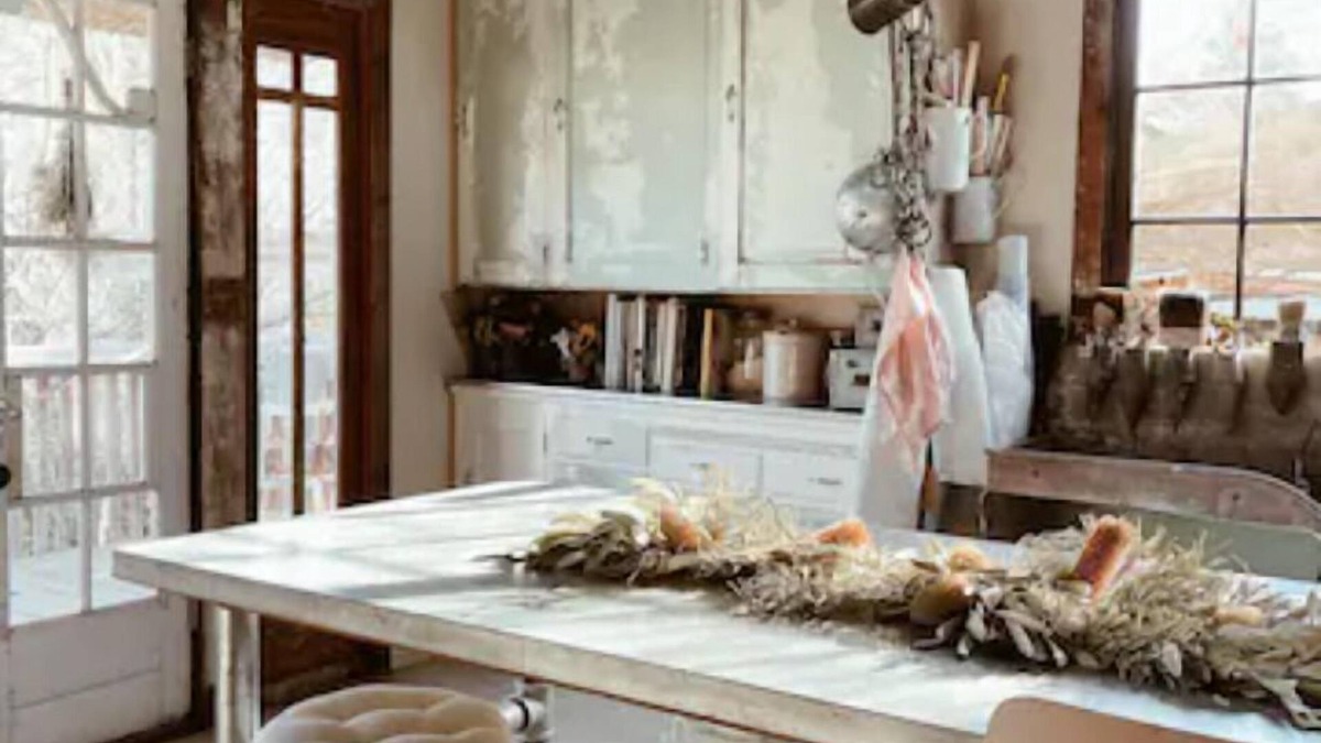 Freedom Apartment | Monterey Bay Tuscan-Style Art Studio on Two Acres