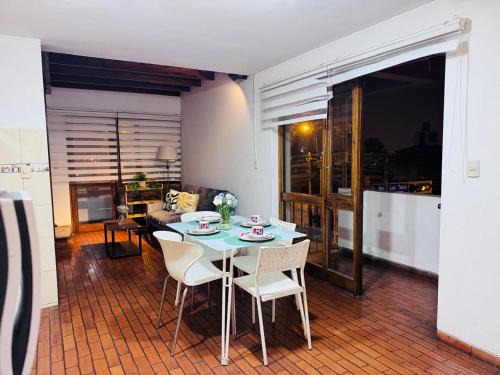 Santiago de Surco Apartment | Monterrico Polo Apart 4 - Frente Embajada USA