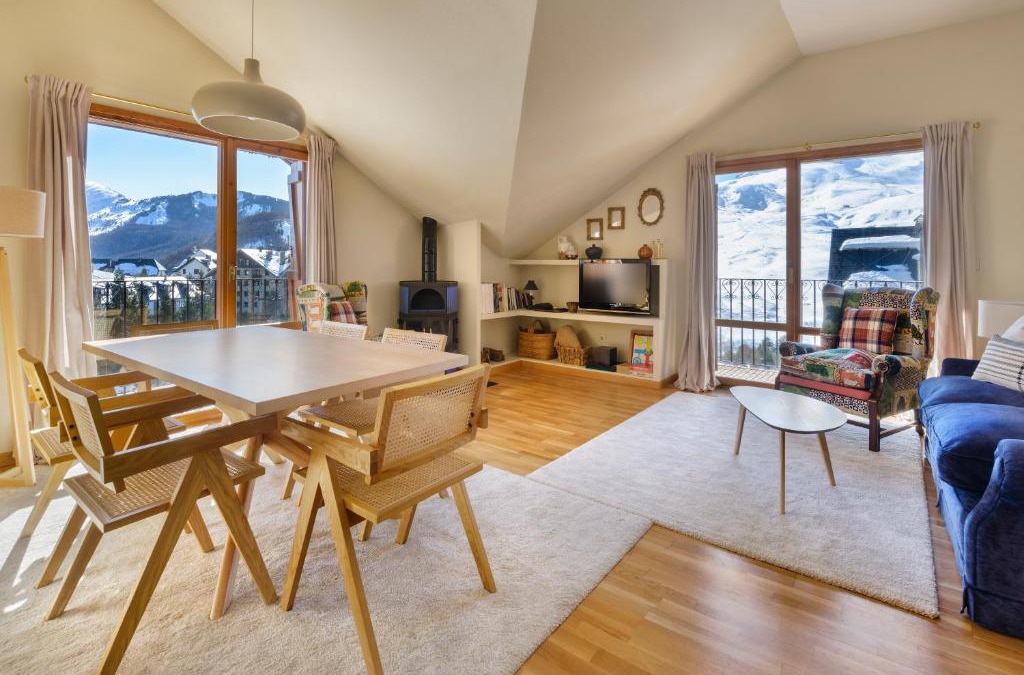 Formigal Apartment | Montesqui Formigal, exclusivo ático con vistas a pistas, guardaesquis y garaje