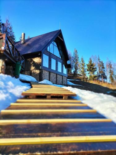 Horea Ski Chalet | Montesse Chalet- La noi la munte