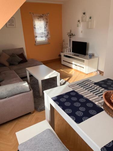 Hummeltal Apartment | Monteurwohnung bei Bayreuth 4 Zimmer nur 6 Min zur Autobahn A9, Ruhige Lage, Parkplatz