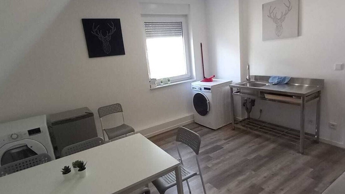 Osnabrueck Apartment | Monteurzimmer mit Fast Wlan, Einzelbetten, Smart TV je Zimmer, Osnabrück