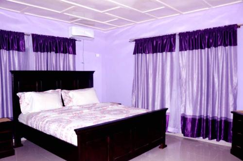 Kenyayai Apartment | Montgomery Brother Estate