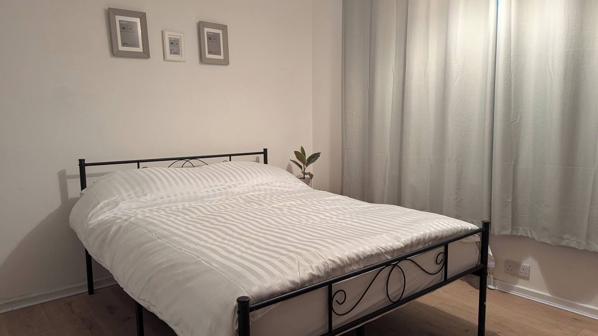 Chapeltown Condo | Monthly Discount | Business | Contractors | NHS*