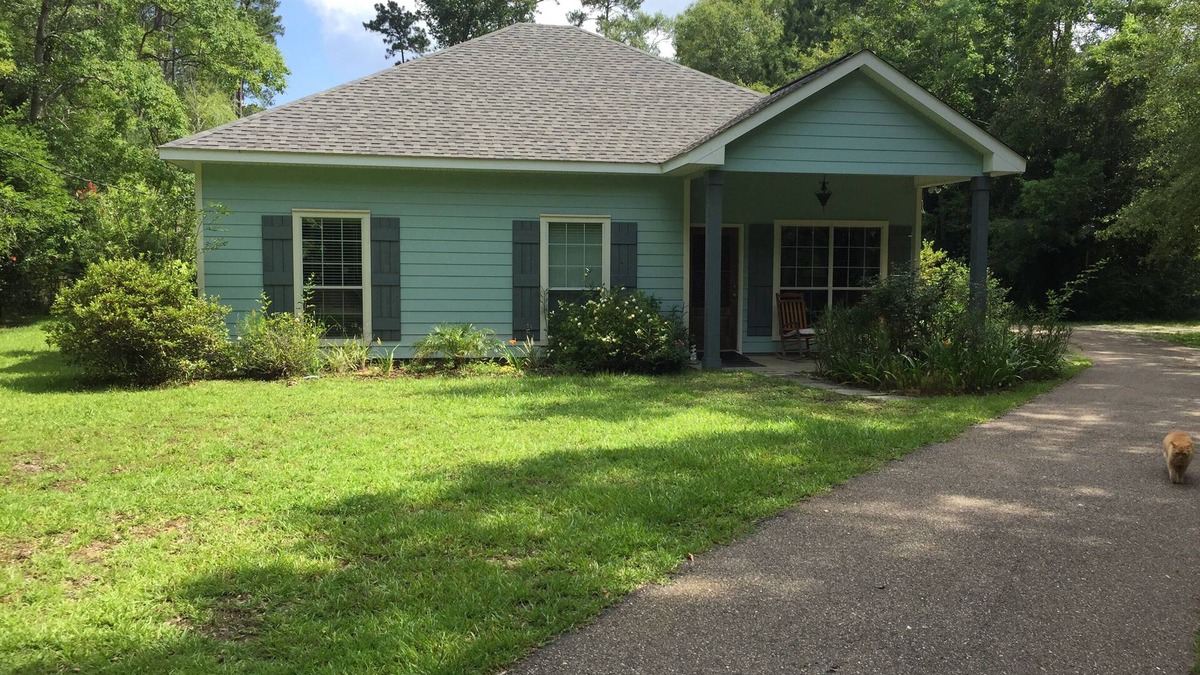 Abita Springs House | Monthly Rental Abita Bungulow 3 br house