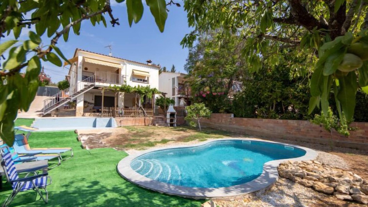 El Castell de Montornes House | Montornes by Interhome