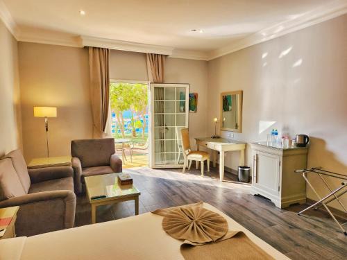 Kuwait City Hotel | Montrose - A Mayfair Collection Hotel