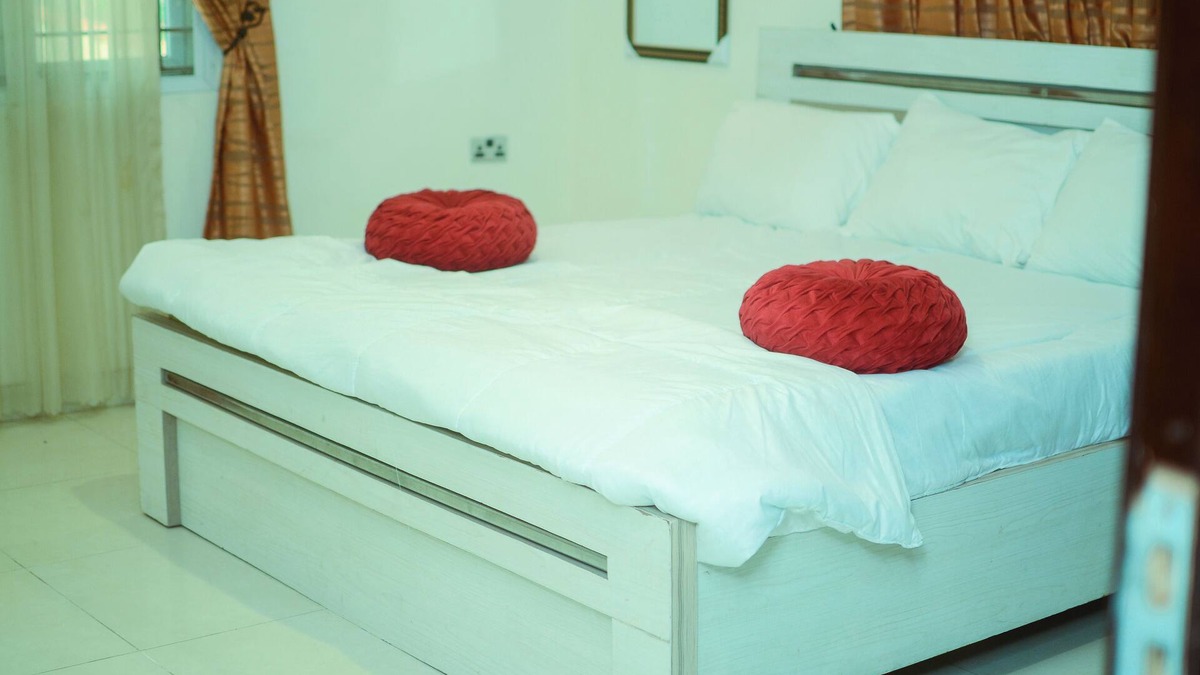 Asaba Hotel | Montrose Apartment Asaba