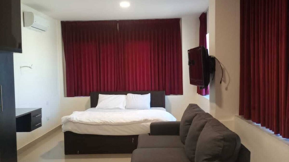 Sahab Bed & Breakfast | Monument Suites