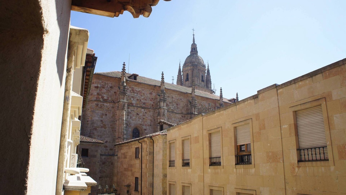 Old Town Apartment | Monumental Salamanca Apartments 203