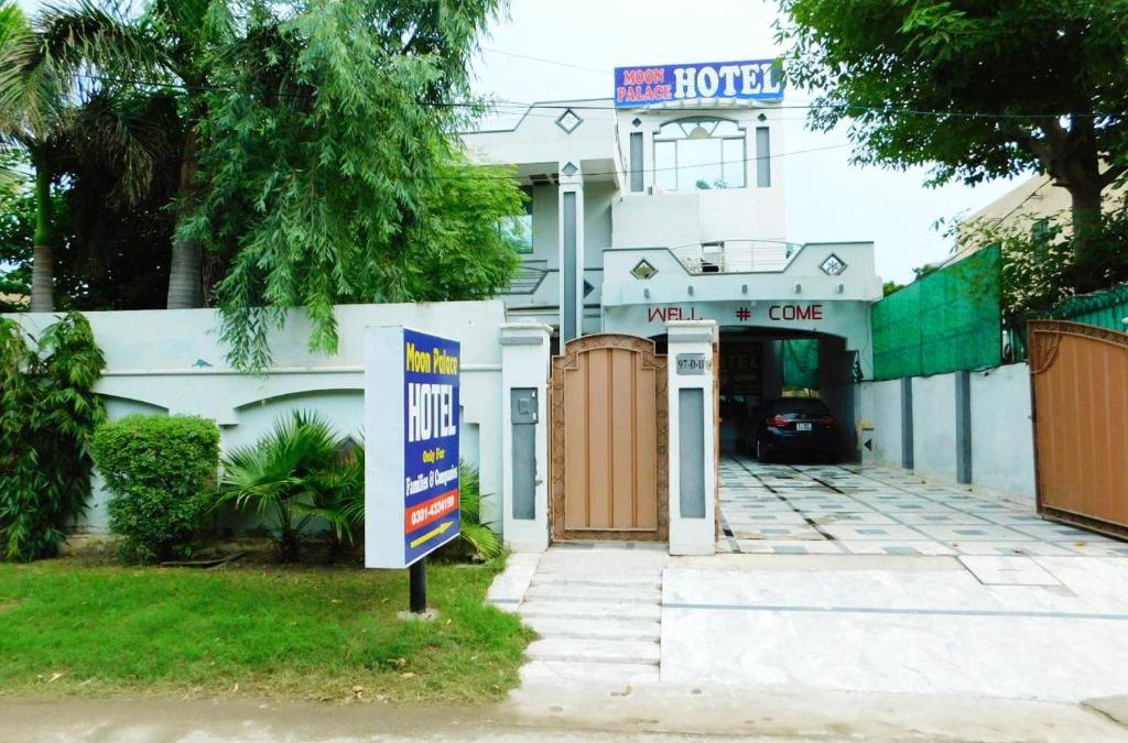 Johar Town Hotel | Moon Palace Hotel Lahore