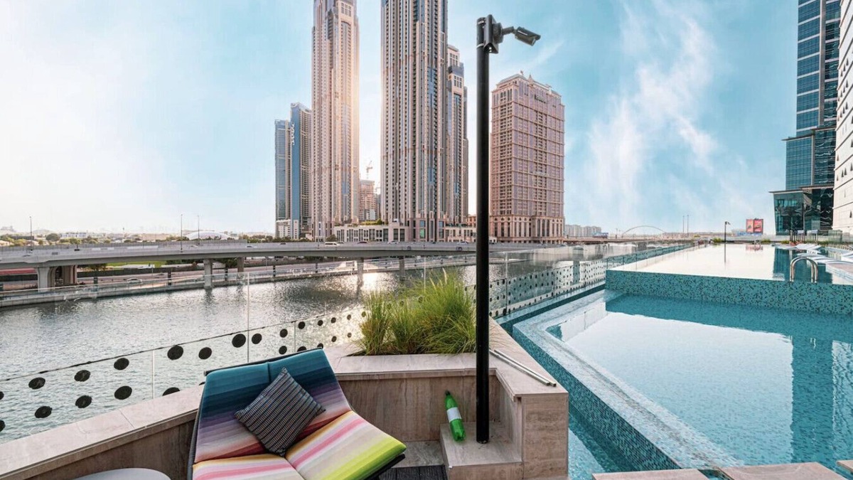 Trade Centre 1 Apartment | Moon Stays | 5 PAX Missoni Flat | Canal View