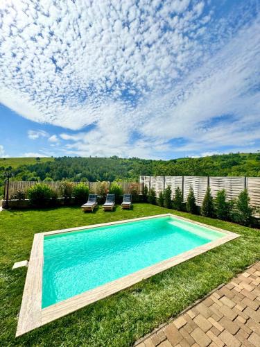 Calnic House | Moonlight Hill Point