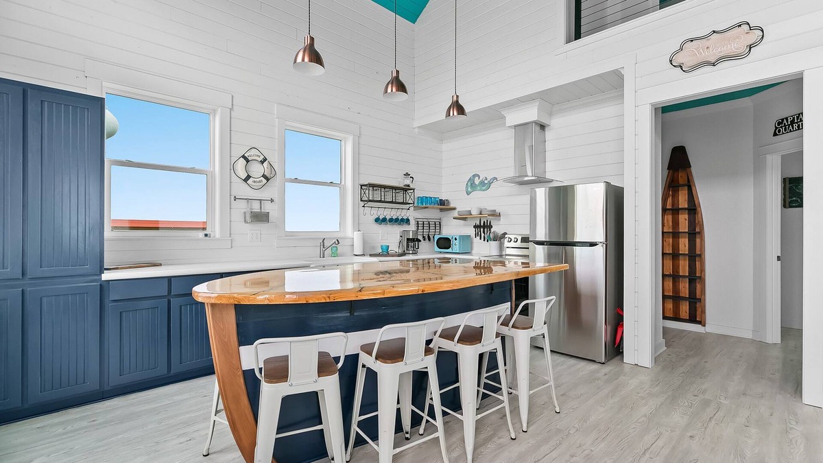 Surfside Beach House | Moonlight Seas Gulf Front Home - Steps onto the beach