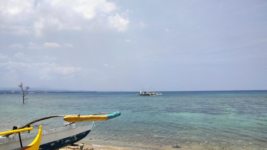 Liloan Apartment | Moonlight Seaside Apartments Liloan Cebu