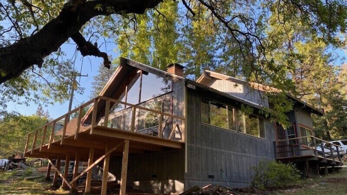 Camp Nelson House | Moonlight View at Lower Pierpoint Springs! Near Trail of 100 Giants!