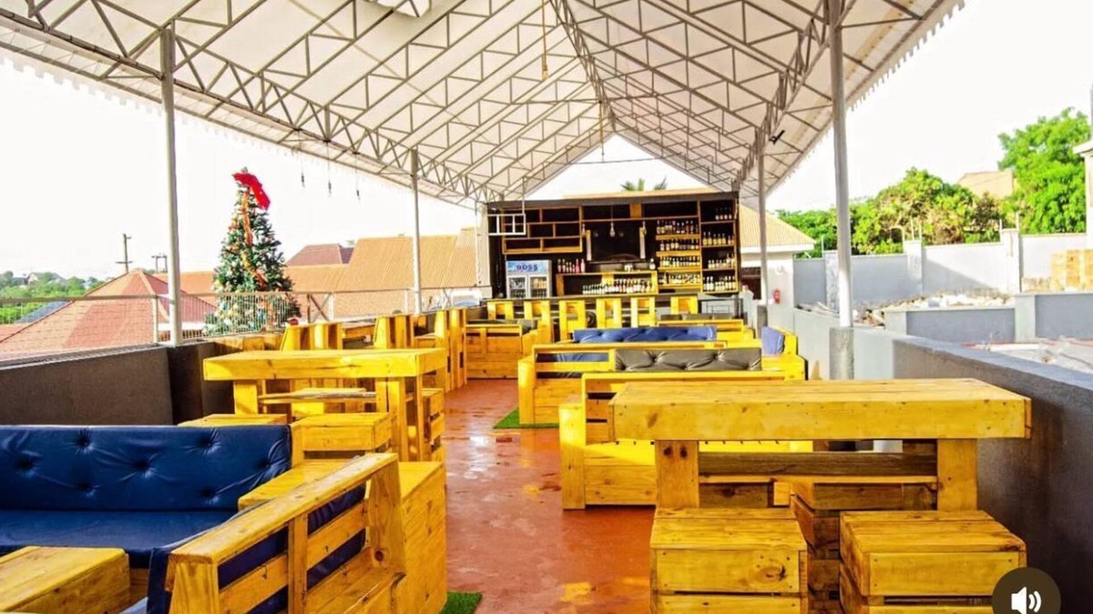 Mbezi Bed & Breakfast | Moonlight Village