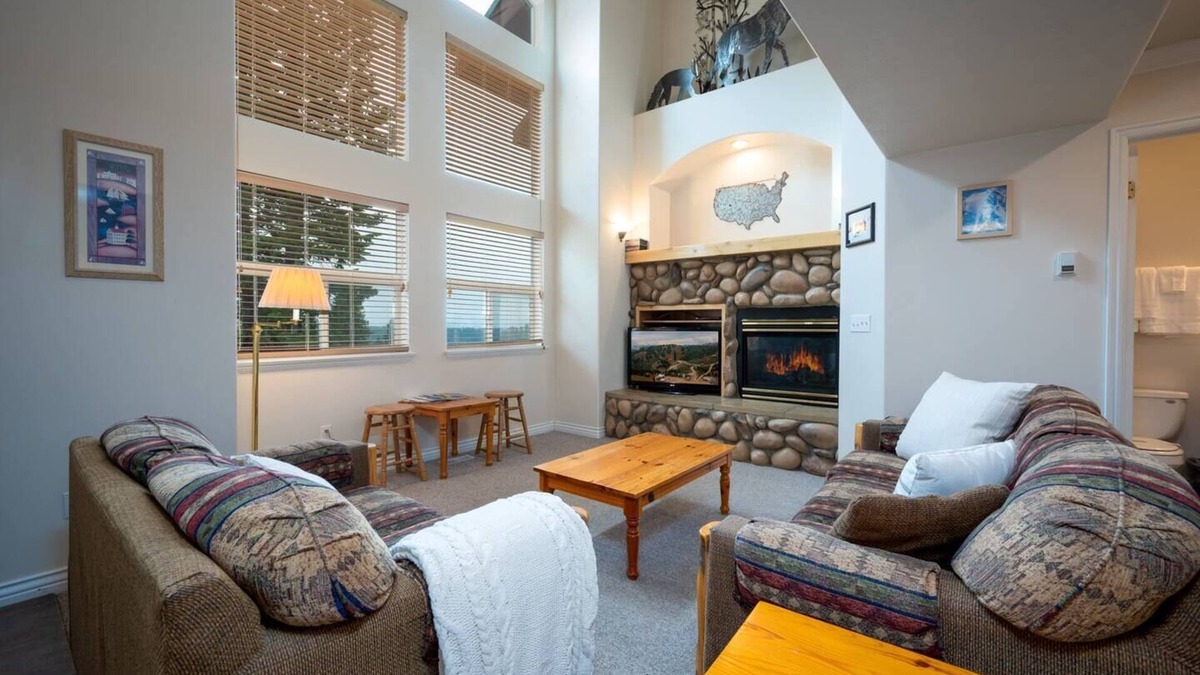 Powder Mountain Condo | Moonridge Ski Haven | Ski In and Ski Out |Ski Lift