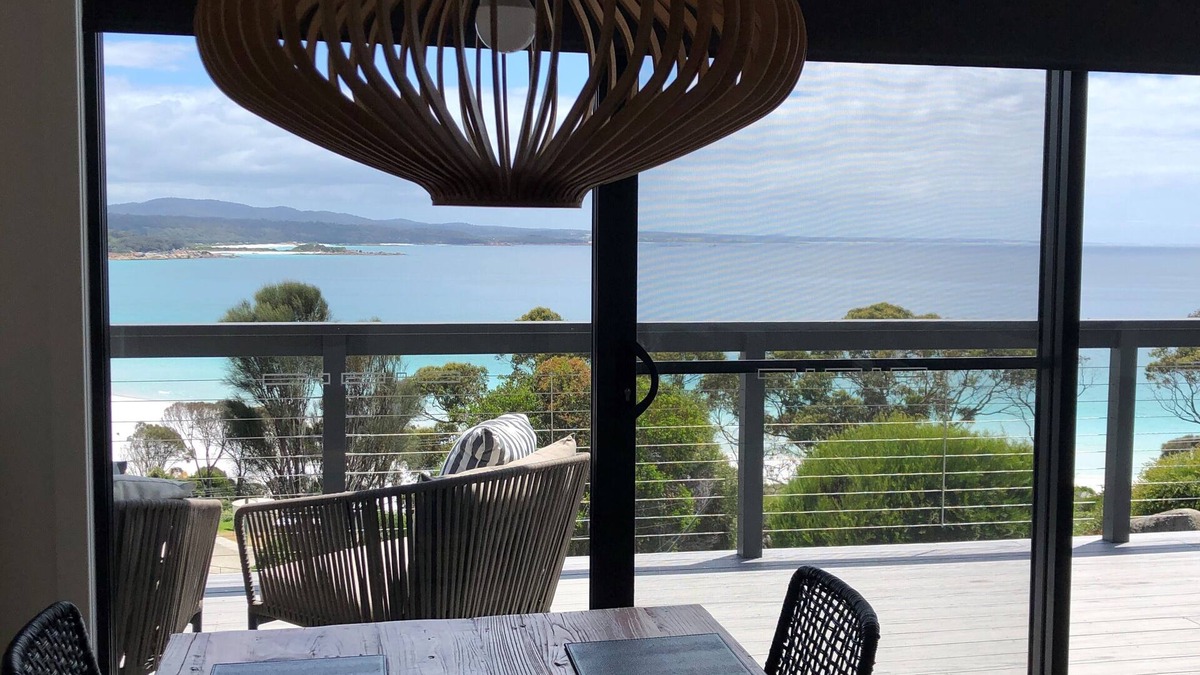 Binalong Bay House | MOONRISE BINALONG BAY Stunning views