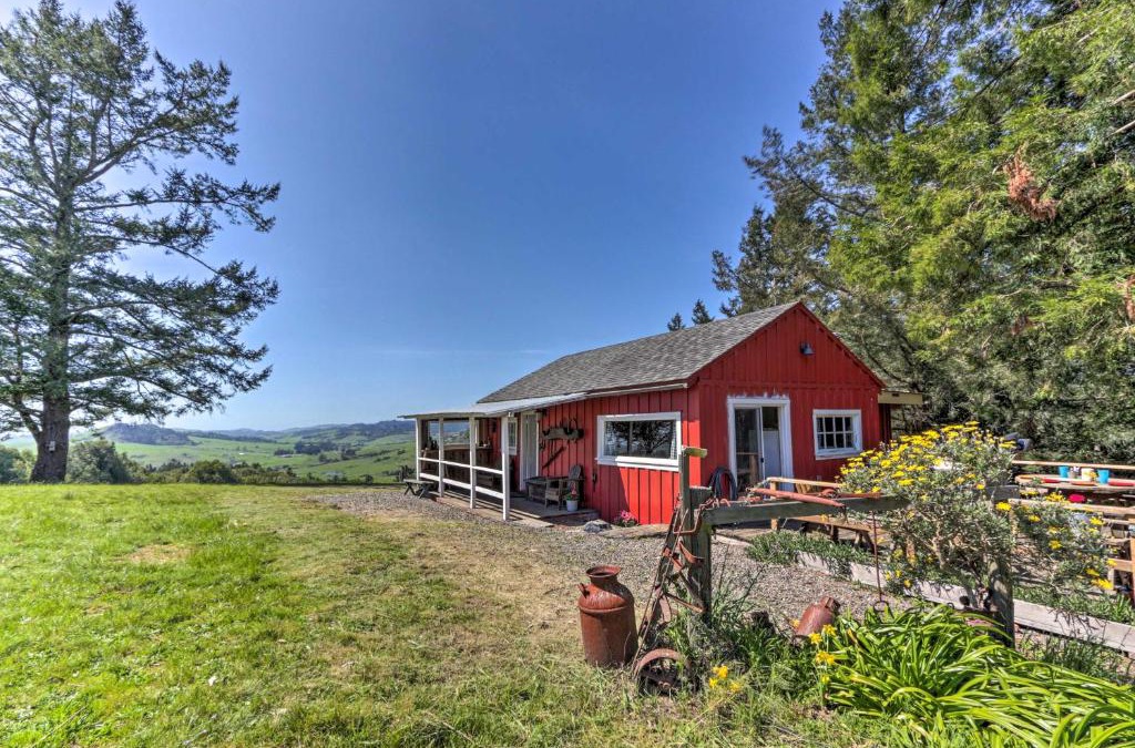 Freestone House | Moonview Ranch on 20 Acres in Sonoma County!