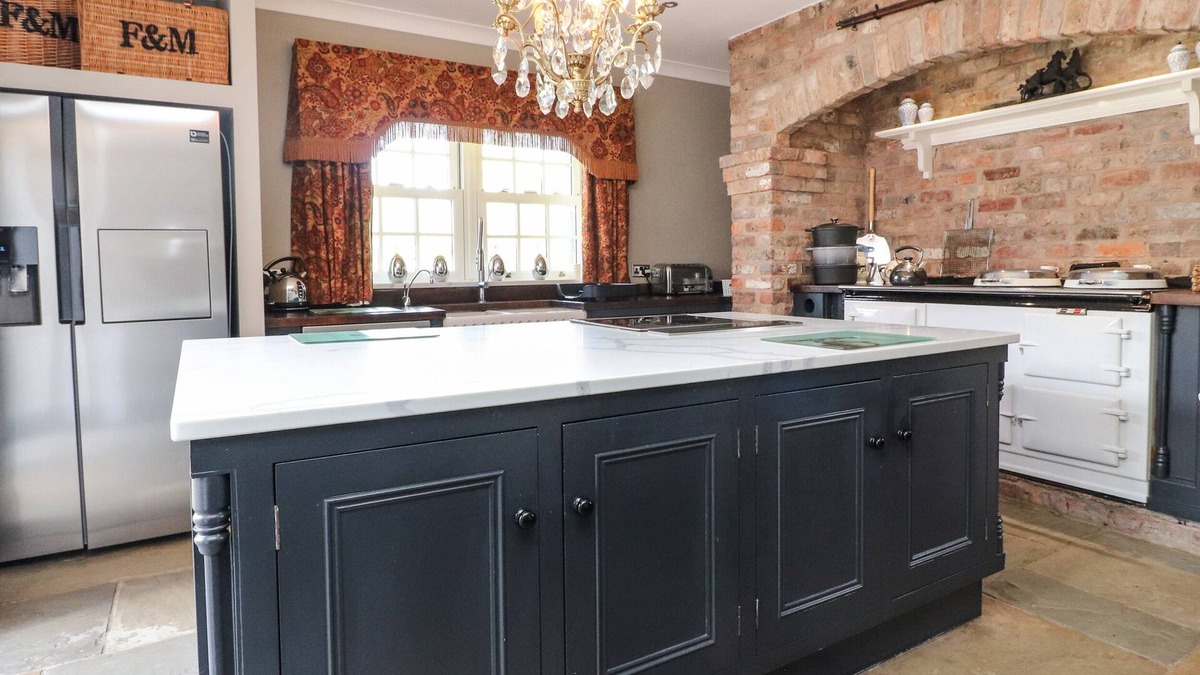 Poulton-le-Fylde Cottage | Moor End Manor