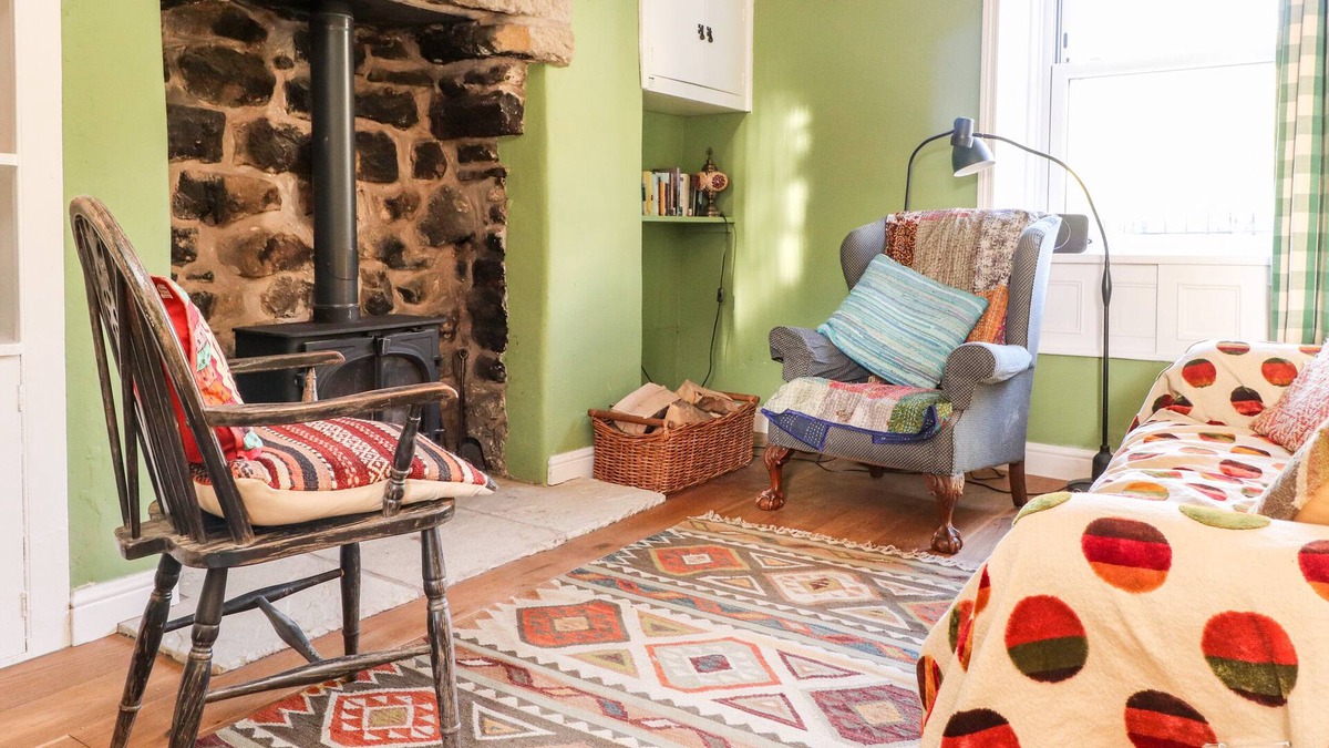Embsay Cottage | MOORFIELD, pet friendly, character holiday cottage in Skipton