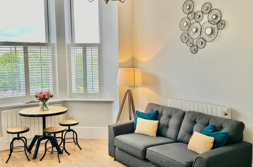Acomb Apartment | Moorgate View With Free On Street Parking