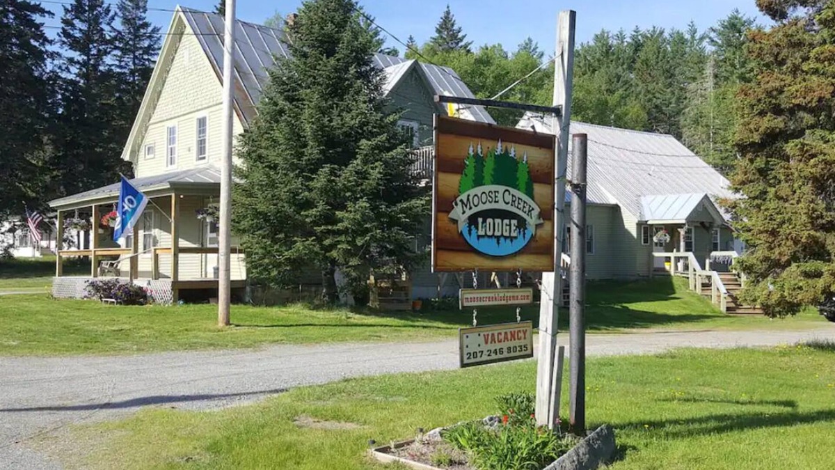 Eustis Cabin | Moose Creek Lodge Great for Large Groups!