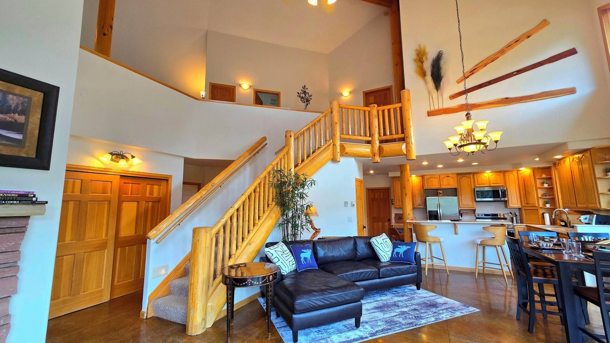 Golden Gate Canyon House | Moose Manor – Antlers, Aspens, and Alpine Peace in the Heart of the Rockies