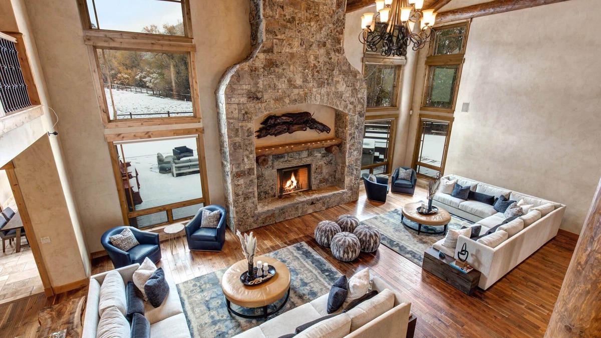 Oakley House | Moose Mgmt at Trail Creek Canyon 1055: Experience of a Lifetime!