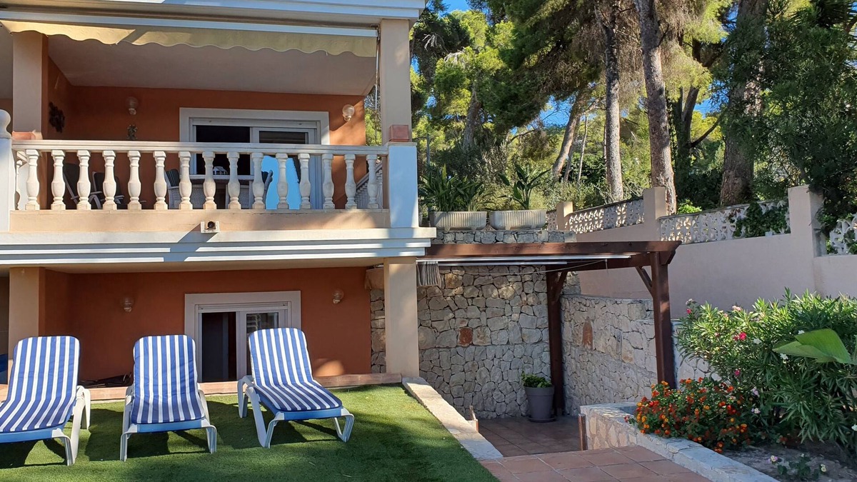 Moraira Apartment | Moraira, beachfront area, unbeatable.