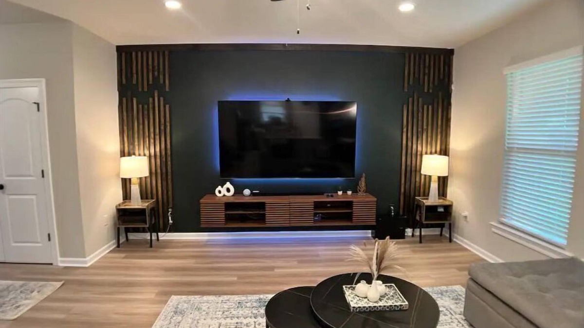 Milton House | Morden NEW Home in Heart of Lafayette