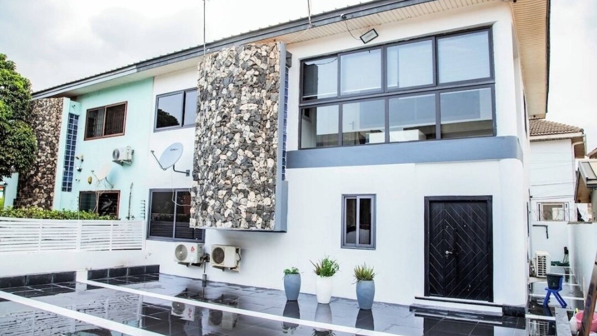 Teshie House | Mordern 4bedroom in East airport+Gated community