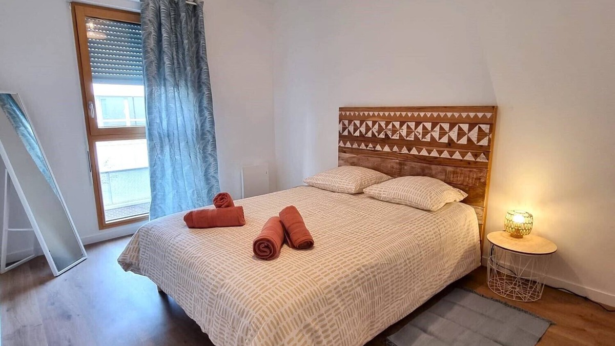 Bezons Apartment | Mordern and cozy Appartment - 10' La Defense - Tramway station down the building