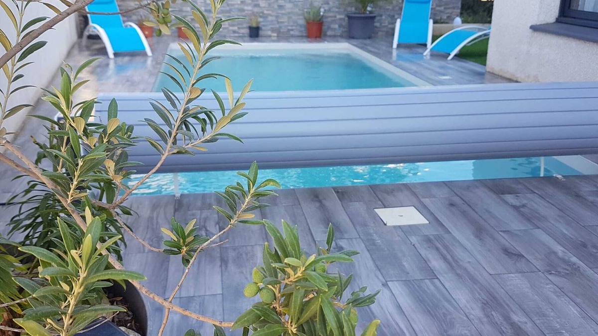 Bompas Villa | Morena, Family villa with optional heated pool