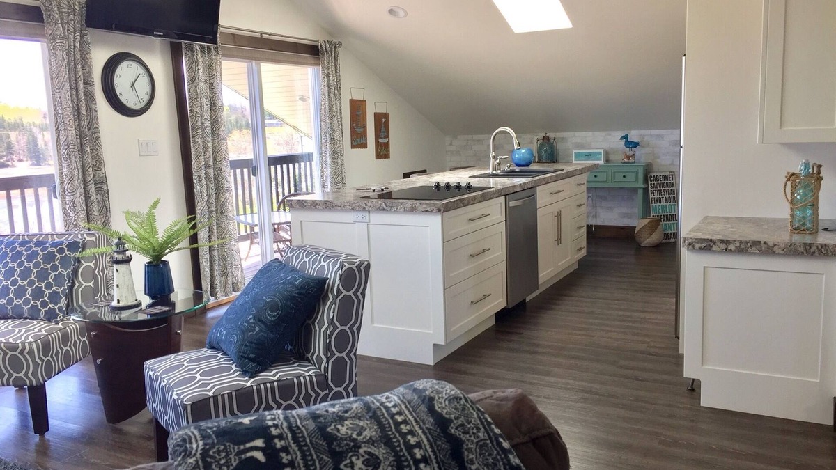 Cardigan House | Morley’s Marina Loft
