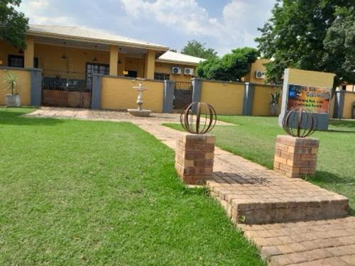 Hartswater House | morning sun guesthouse