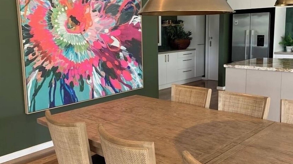 Balnarring House | Mornington Peninsula Escape. Tennis Court, Swimming Pool & Spa