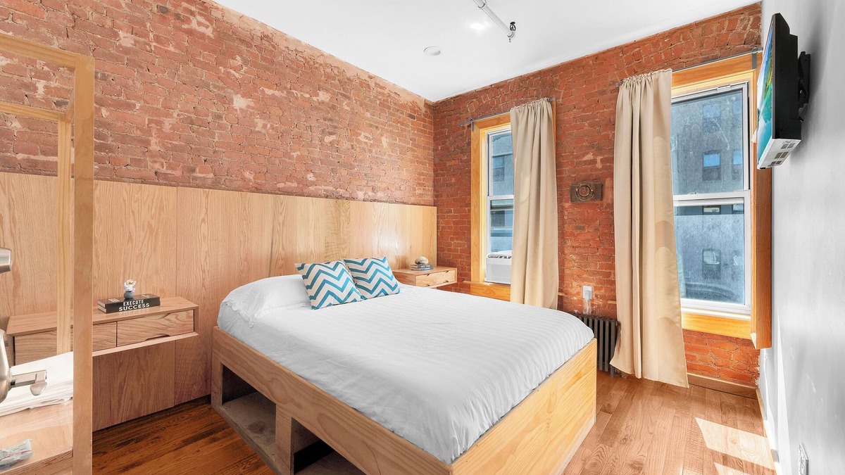 Tremont House | Morris Guest House
