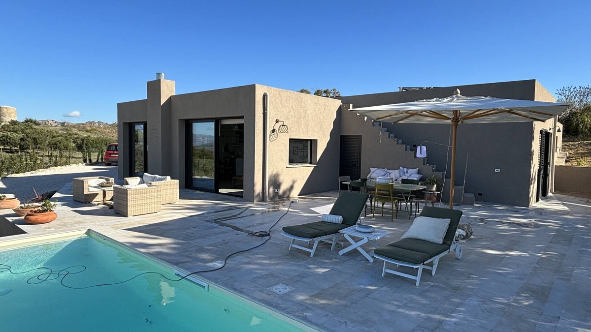 Cattolica Eraclea House | Mortilletta - The Carob Tree