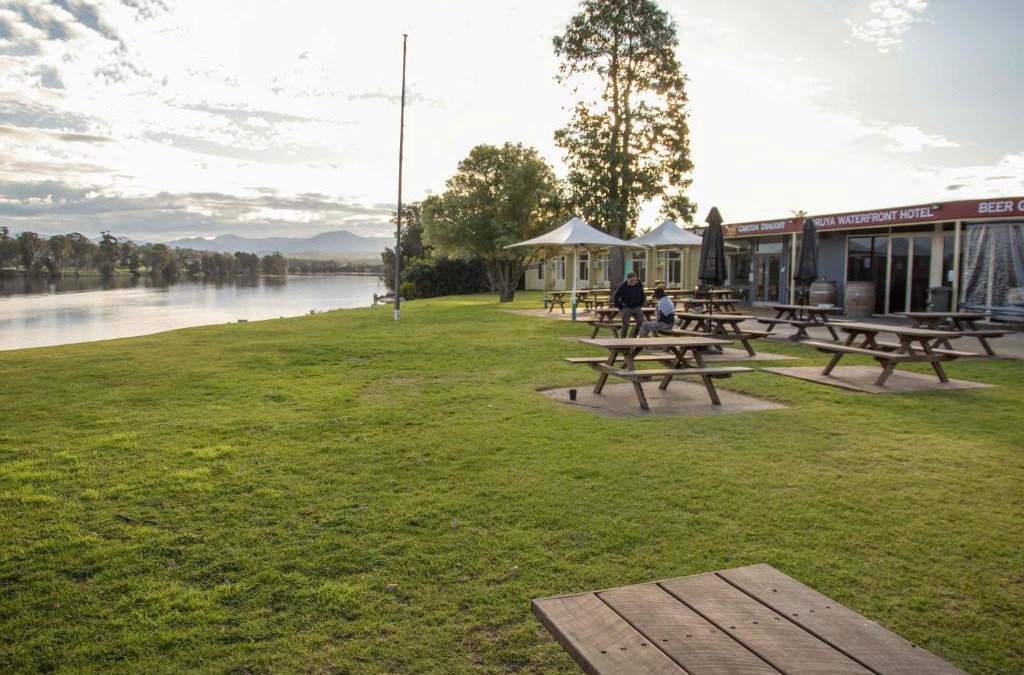Moruya Hotel | Moruya Waterfront Hotel Motel