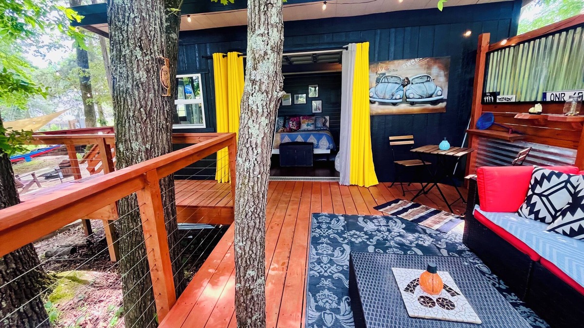 Sparta Cabin | Mosaic Cabin On the River, Downtown SPARTA TN!