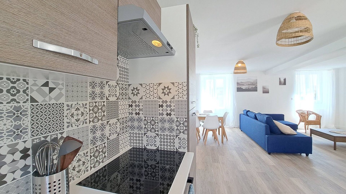 Berru Apartment | Moscou, Grande Maison Proche Reims Avec Extérieur