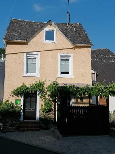 Kaimt House | Moselfrische