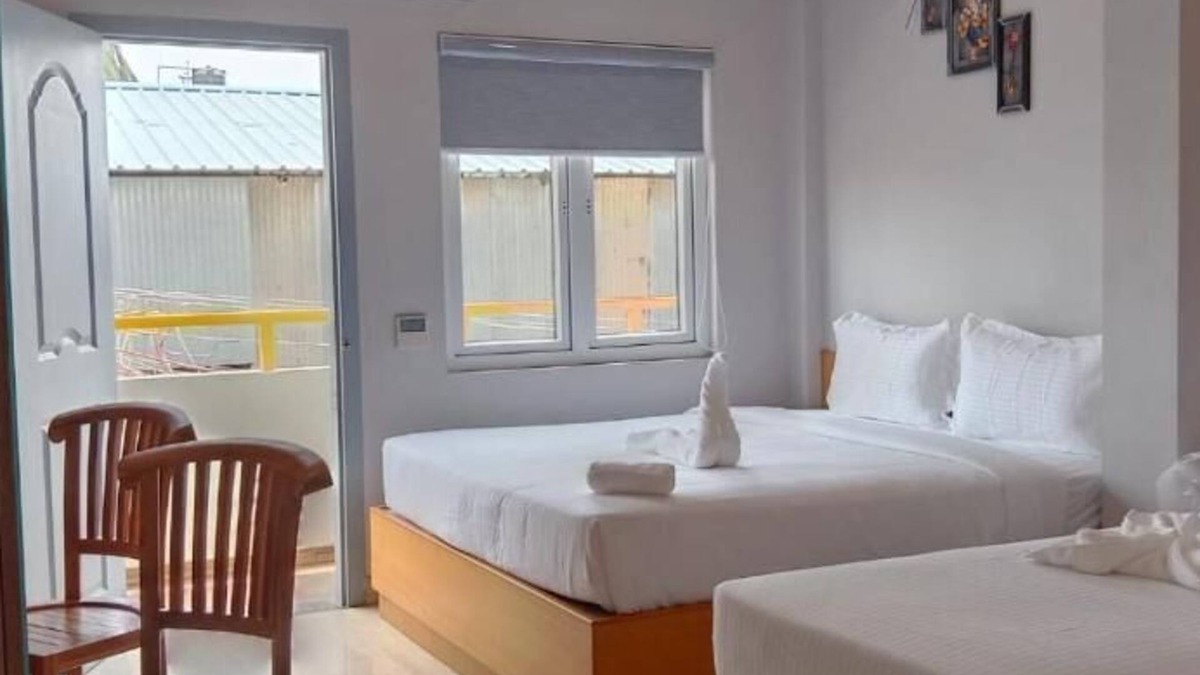 Madurai Hotel | Moshis Nest