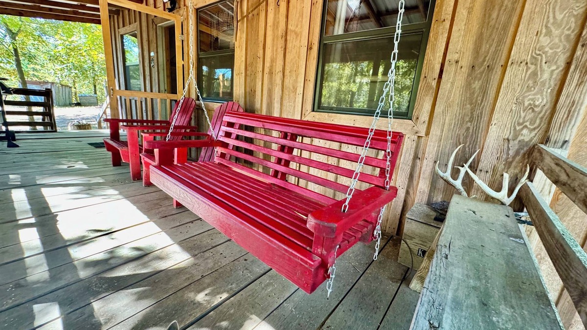 Golden Cabin | Mossback Outfitters located in Wright City