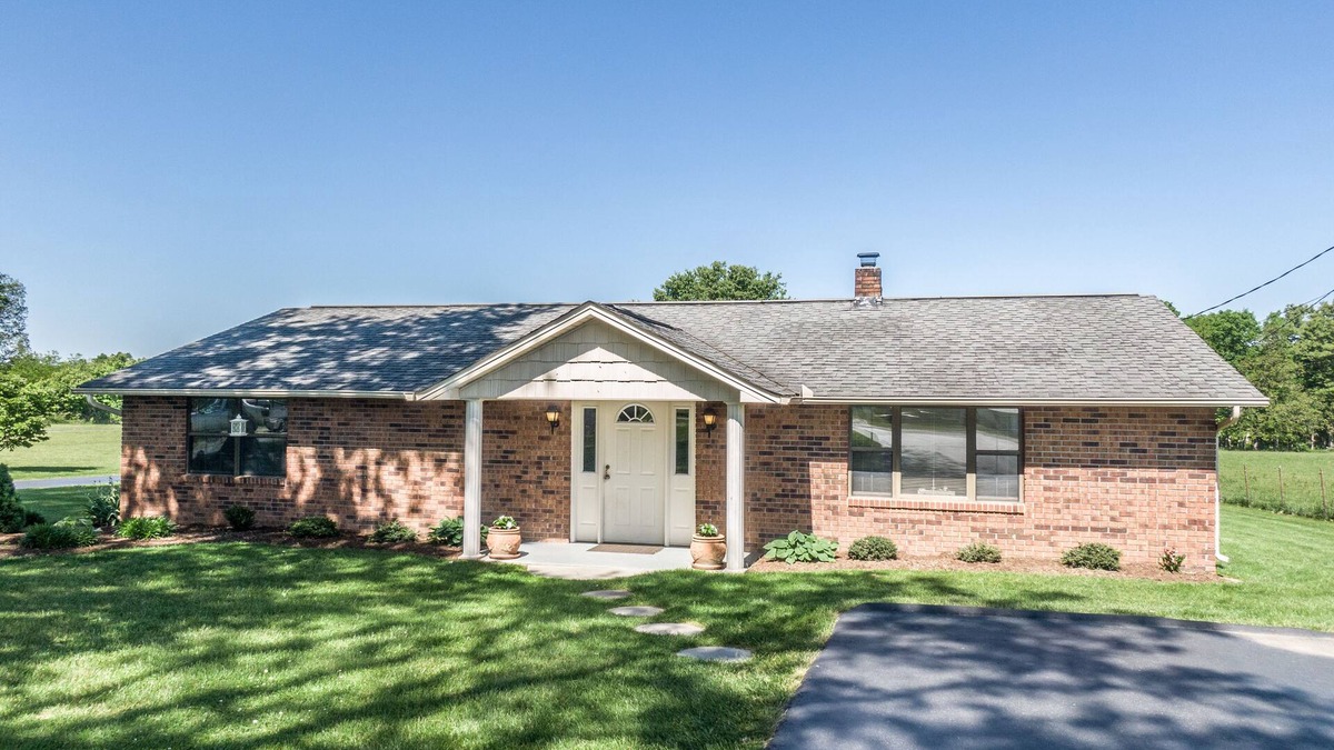 Crossville House | Mossy Acres
