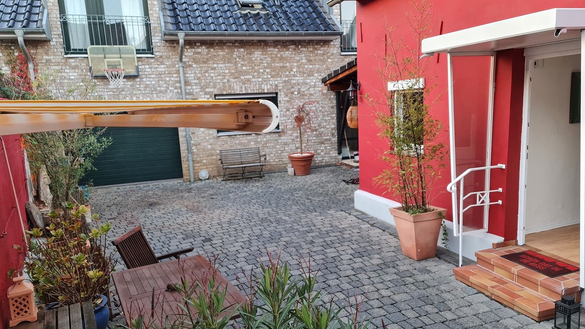 Langel House | Most beautiful location on the Rhine in the immediate vicinity of the city cozy house with fireplace