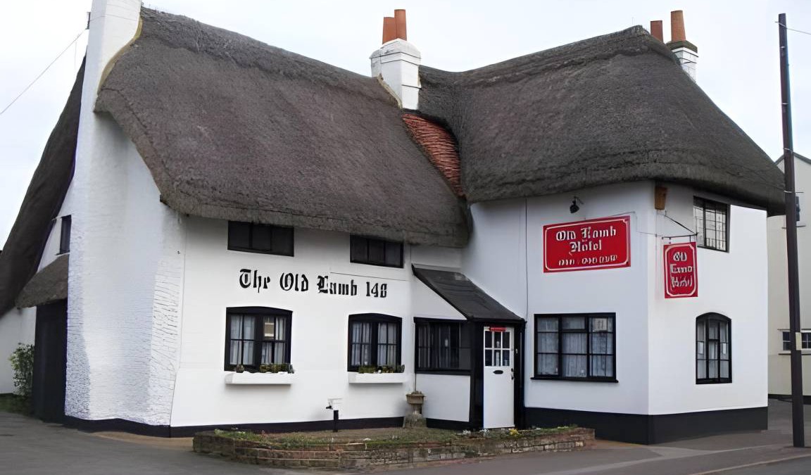 Theale House | Motel ∙ 2 guests