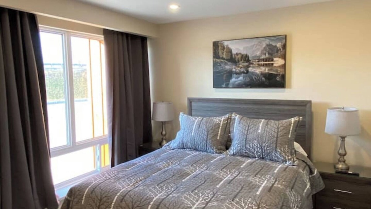 Cookstown Apartment | Motel 400 One Bedroom Suite C